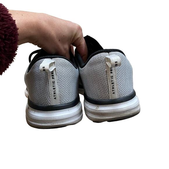 APL Techloom Pro Sneakers Women's 9.5 Black/Heather Gray/White - Picture 4 of 6